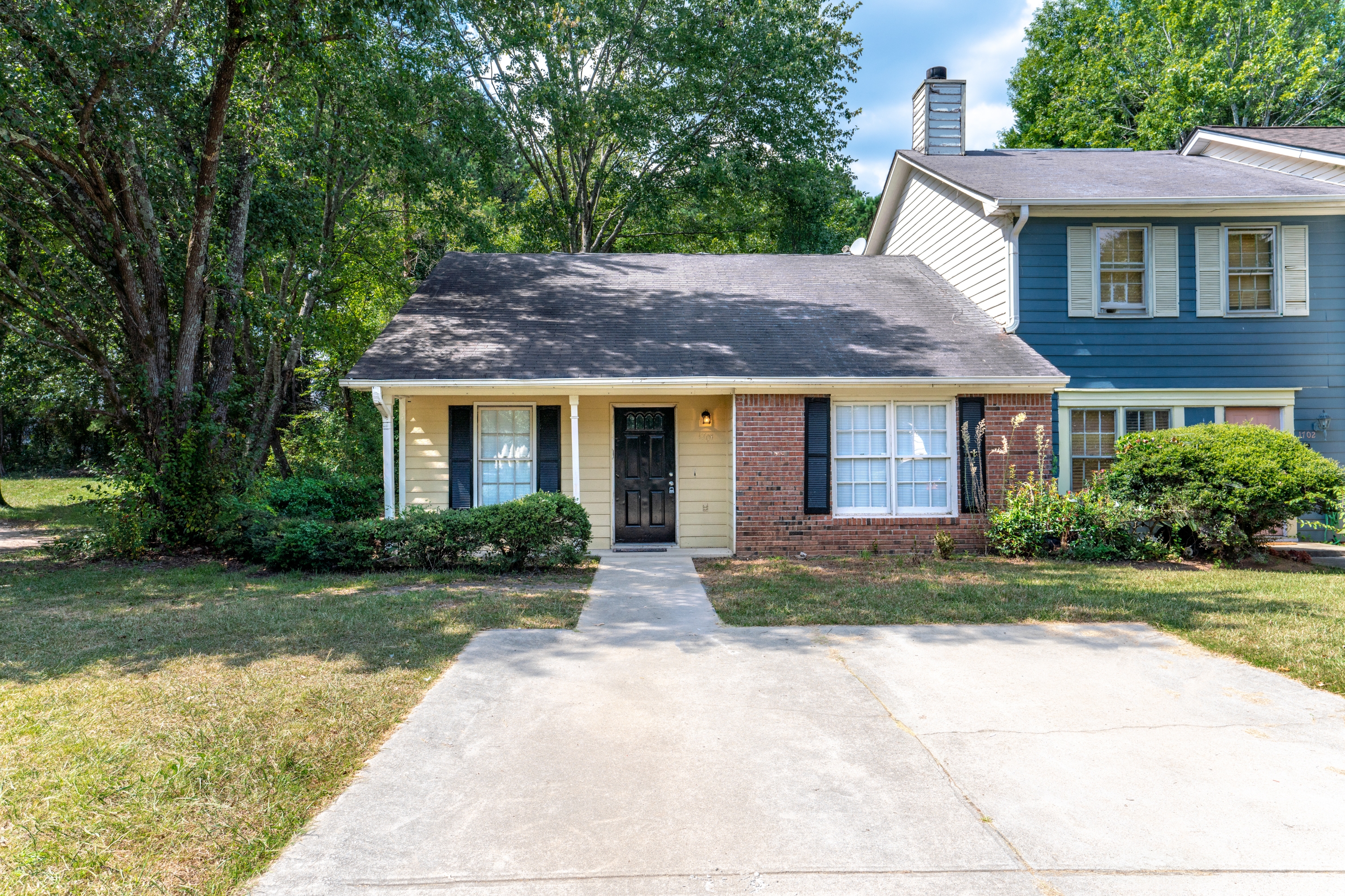 1704 Hunting Creek Dr SE