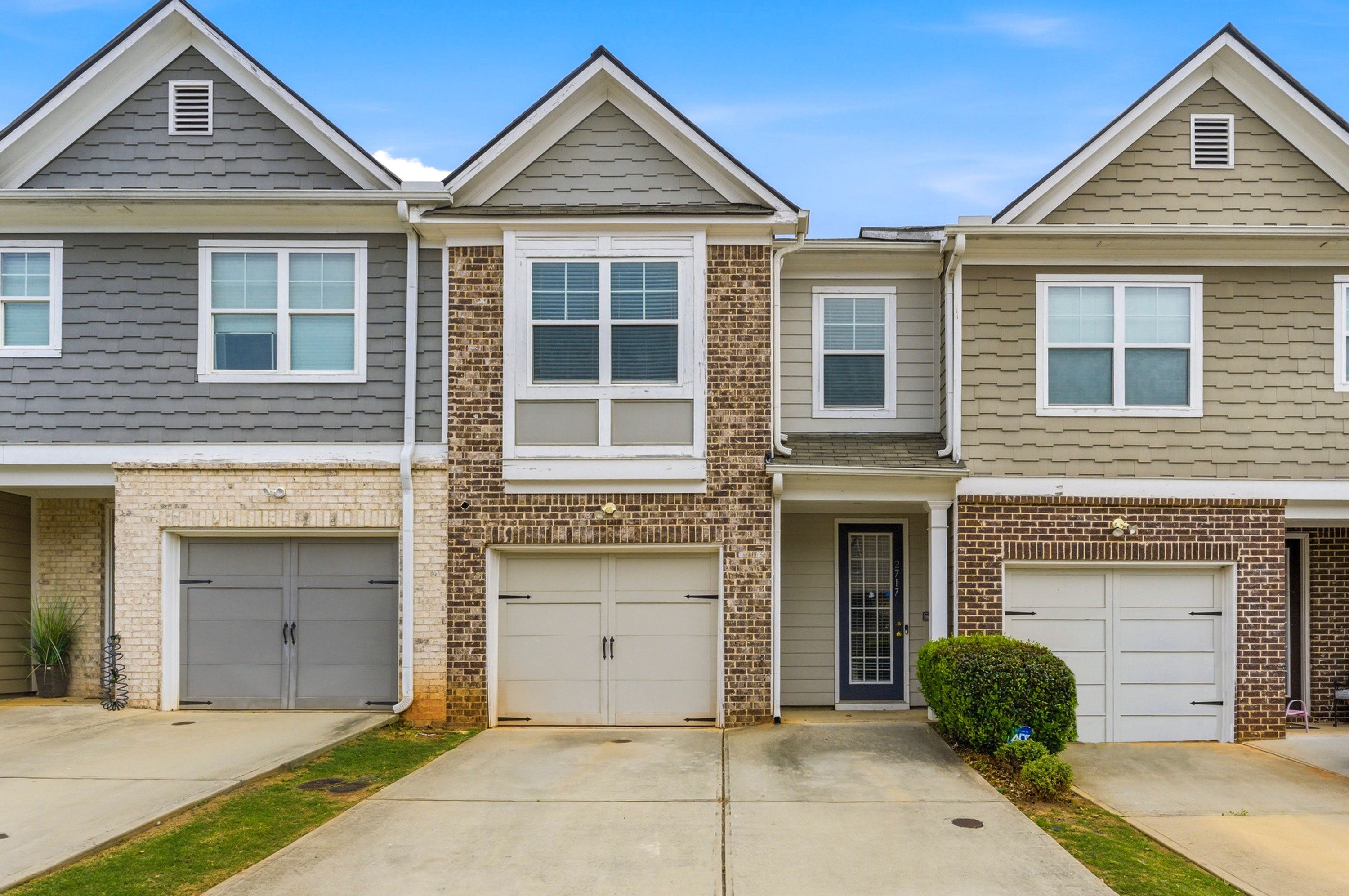 2717 Avanti Way - 1